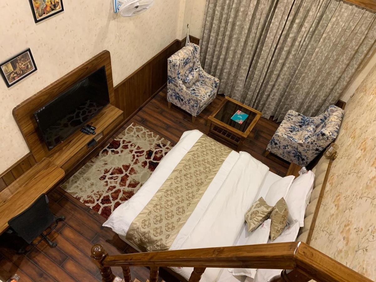 卡索尔 Royal Castle酒店 外观 照片